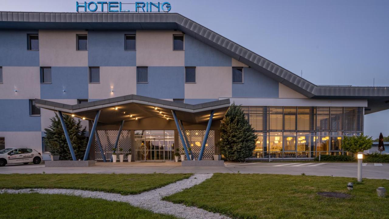 Hotel Ring Orechová Potôň 외부 사진